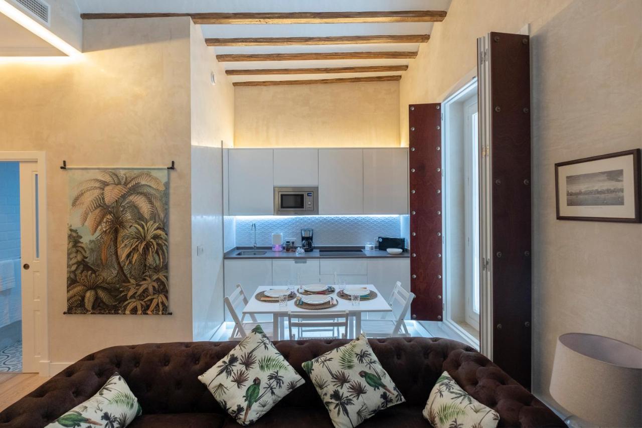 Gadir Suites Kadyks Zewnętrze zdjęcie